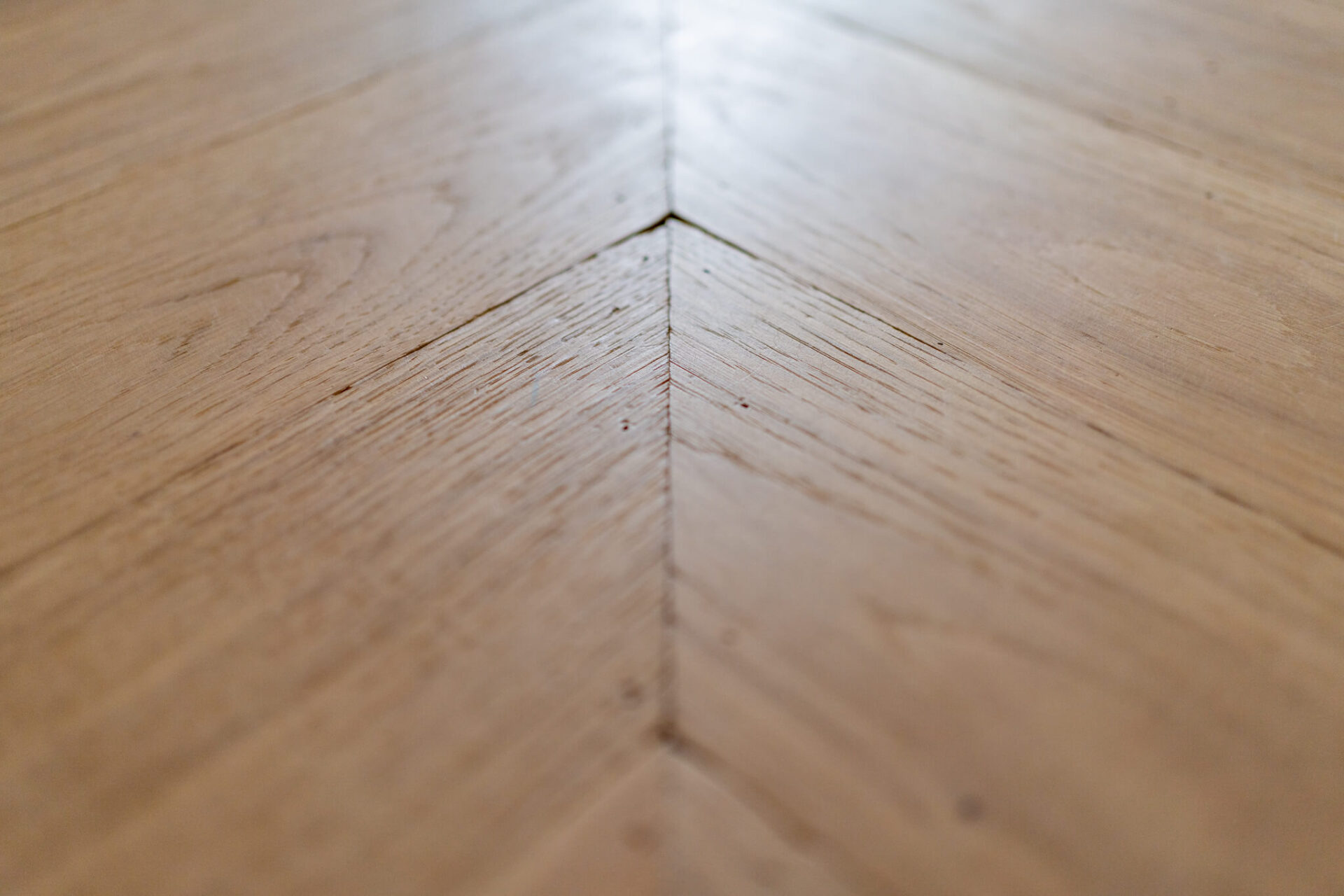 Tijd om je houten vloer te renoveren? Lees onze tips!